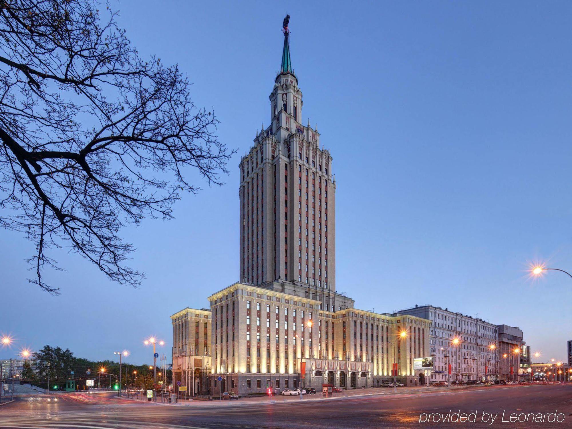 Hilton Moscow Leningradskaya Hotel Exterior photo